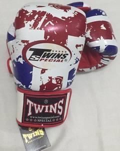 Gants MMA antidérapants en cuir PU imperméables à la main pour hommes et femmes Kickboxing dernière édition avec impression de logo personnalisé - Product Image 5