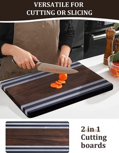 Planche à découper carrée moderne en bois d'acacia avec finition en marbre qualité naturelle servant des plats de riz pour la maison hôtel restaurant - Product Image 6