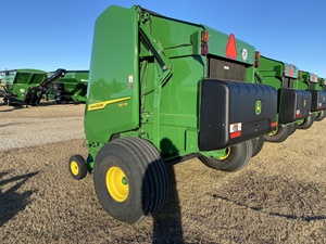 Mini Johnn Dee.ree Straw Baler Round Baler with Engine & Gearbox High Efficiency 80-120 <b>Bales</b>/h Capacity - Product Image 6