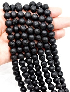 Perles de guérison naturelles rondes Lava 8 mm, best-sellers, pour la création de bijoux et la méditation - Product Image 4