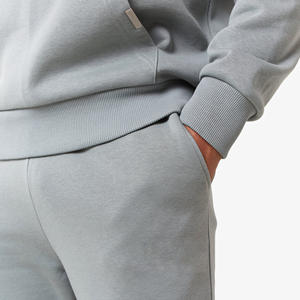 Diseño personalizado Deportes Ropa Casual Hombres de alta calidad Chándal Conjunto Cómodo Chándal Deportivo para los hombres - Product Image 4