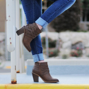 Bottes d'hiver en cuir à talons courts et épais pour femmes, chaussures à la mode, <span class=keywords><strong>2022</strong></span> - Product Image 2