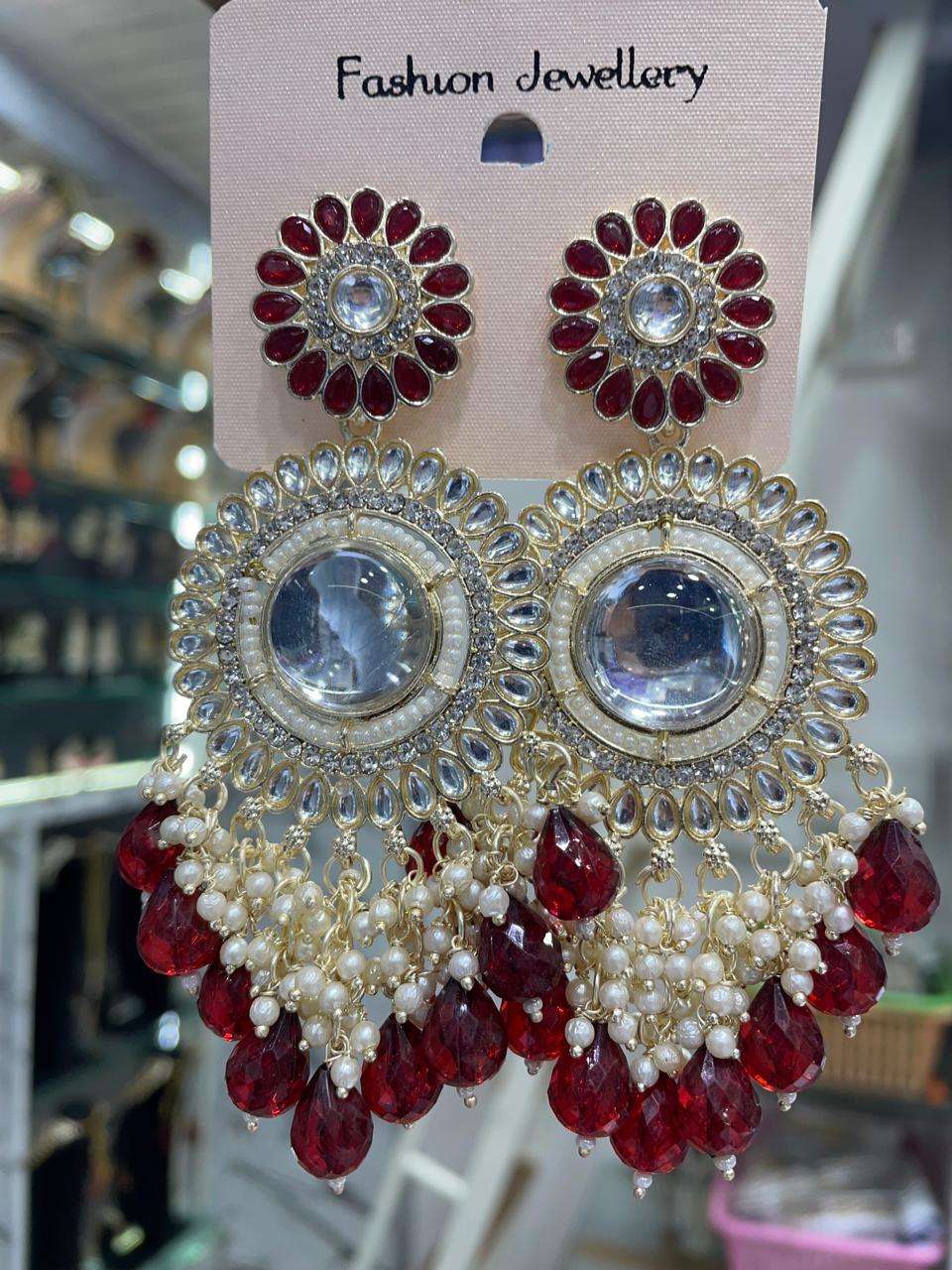 สีน้ำตาล