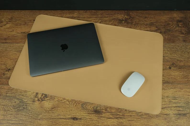 เหลืองอ่อน