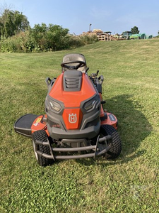 รถตัดหญ้าแบบนั่งขับ Husqvarna TS248XD ปี 2023 ขนาด 23 แรงม้า ใบมีดกว้าง 48 นิ้ว ระบบไฮโดรสแตติก เครื่องยนต์ Kawasaki - Product Image 6