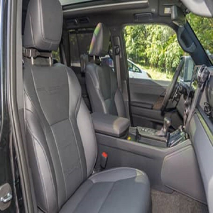 SUV de luxe G X 550 2024, intérieur gris et noir, livraison rapide - Product Image 4