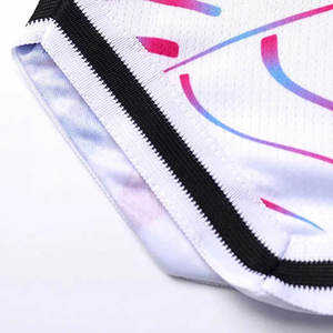 Shorts de basketball pour hommes, flexibles et extensibles, mouvements fluides sur le terrain, tissu léger, ajustement personnalisé, équipement sportif - Product Image 3