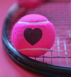 Pelotas de Tenis Personalizadas de Alta Calidad con Logotipo, Goma Resistente, Peso de 56.7-59 Gramos, Diámetro de 6.54-6.86 cm, Tamaño Estándar para Deportes - Product Image 3