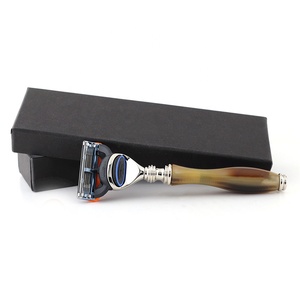 Customizable Bamboo Portable Triple Blade Safety Shaving Razor Surrounded Lubricating Strip Quality System Face Body Shave Edge - Product Image 1