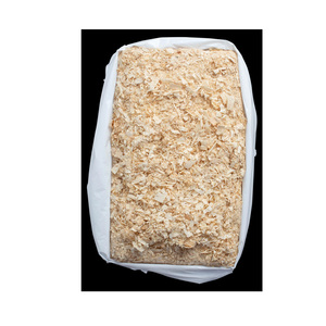 Sustainable Agricultural Waste Dried Pine Wood Shavings High Quality Animal Bedding for Horses 25kg <b>Bags</b> - Product Image 6