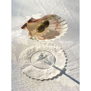 Copas de vino de concha marinas elegantes hechas a mano: copas de concha naturales personalizadas para Martini y cóctel, regalo de boda en la playa. - Product Image 5