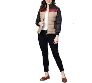 Chaqueta Acolchada de Manga Larga para Mujer, Transpirable, Talla Grande, con Ribete de Borrego, Impermeable, Hecha en Pakistán - Product Image 1