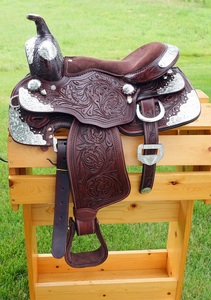 Selle de spectacle Western Trail en cuir indien de qualité supérieure en cuir véritable avec ajustement de qualité supérieure selles de cheval équestre en gros - Product Image 2