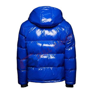 Chaqueta Acolchada para Hombre de Alta Calidad OEM, Cuello Alto, Logotipo Personalizado Impreso, Diseño Acolchado Brillante y Ligero, Invierno - Product Image 3