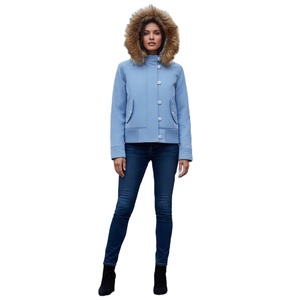 Manteau décontracté en polyester pour femme, longueur standard, veste d'hiver décontractée pour femme, vêtement d'extérieur uni pour l'hiver - Product Image 1
