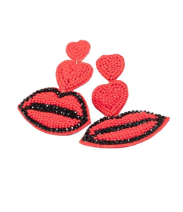 Pendiente de labio rojo bordado con cuentas de joyería Premium de declaración hecho con cuentas de semillas artesanales - Product Image 1