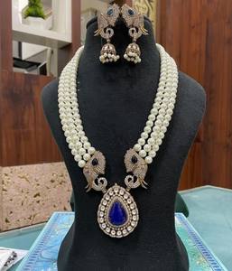 Conjunto de collar Polki de diseñador con pendientes, joyería nupcial chapada en oro mate para boda y celebración de fiesta - Product Image 1