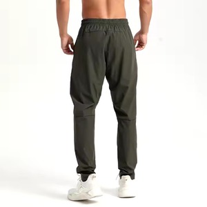 Pantalones de chándal de gimnasio informales para hombre con servicio OEM profesional, pantalones de entrenamiento de tela de bucle pesado con forro polar cálido y cómodo - Product Image 5