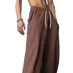 Pantalones Deportivos Holgados y Extra Grandes Diseñados para Comodidad Durante Todo el Día y Moda Urbana a la Vanguardia - Product Image 5