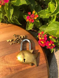 TQC Eco-Friendly Camel Shaped Brass <b>Padlock</b> with Two Keys Polished Finish High Quality Handmade Japandi Design Outdoor Use - Product Image 5