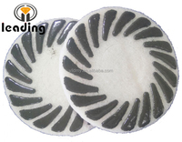 Bantalan Pemoles lantai berlian Swirl madu berbasis serat spons untuk beton basah kering pemoles dapat disesuaikan bantalan abrasif OEM