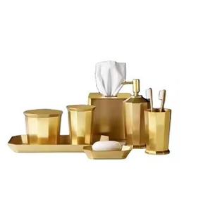 Ensembles de salle de bain en métal au design impressionnant en or fini ensemble de bain corbeilles distributeur de porte-savon pompe porte-brosse à dents - Product Image 6