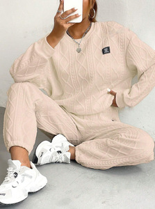 <span class=keywords><strong>Ensemble</strong></span> sweat-shirt et pantalon décontracté à manches longues en jacquard pour femme, nouvelle collection automne/<span class=keywords><strong>hiver</strong></span> 2025 - Product Image 5
