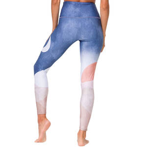 Mallas de yoga tejidas con control de barriga y cintura alta con estampado de logotipo personalizado, mallas deportivas de talla grande con cintura elástica - Product Image 4