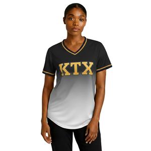   Camiseta Deportiva Bicolor Personalizada Greek Life Apparel para Mujer, Camiseta Atlética con Letras Personalizadas, Camisetas Universitarias para Mujer - Product Image 2