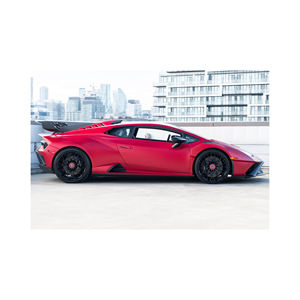 Lamborghini avec système d'échappement personnalisé pour un son moteur et des performances améliorés - Product Image 2