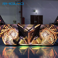 Formes personnalisées 3D en couleur Écran d'affichage à LED Table de cabine de DJ vidéo pour boîte de nuit/bar Table de DJ de cabine de DJ murale vidéo