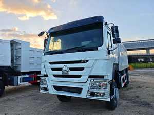 Offre Spéciale camion à benne basculante SinoTruck HOWO 371 6x4 Euro 2 utilisé pour le transport de construction pour le camion à benne basculante Sinotruck Howo 371 6X4 - Product Image 6