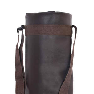 กระเป๋าขวดน้ำหนัง PU พร้อมสายคล้องไหล่เป็นมิตรต่อสิ่งแวดล้อมสำหรับกีฬายิมออฟฟิศและการเดินทางโลโก้ที่กำหนดเอง - Product Image 6