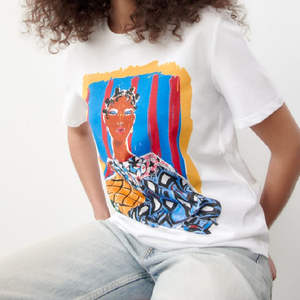 Vêtements d'été pour femmes de super qualité T-shirts pour femmes à manches courtes et shorts en vente en ligne - Product Image 6