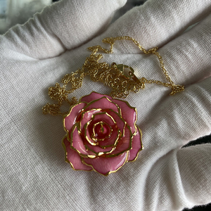 Collier pendentif en forme de fleur de rose en métal artisanal <span class=keywords><strong>populaire</strong></span> pour femmes, cadeau pour <span class=keywords><strong>la</strong></span> Saint-Valentin, Noël, pour petite amie - Product Image 5