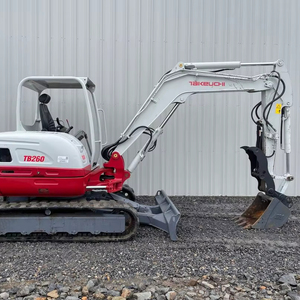 LIVRAISON GRATUITE EXCAVATRICE MIDI TAKEUCHI TB260 MOTEUR DIESEL 48 CV CABINE OUVERTE DG DASH APPROUVÉE EPA CE Hydraulique auxiliaire 2 vitesses PLC - Product Image 1