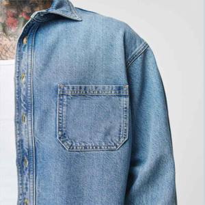 เสื้อยีนส์ผู้ชายแขนยาวลําลองขายส่ง OEM จํานวนมากเสื้อแฟชั่นส่งออกเน้นคุณภาพการออกแบบที่กําหนดเอง - Product Image 3