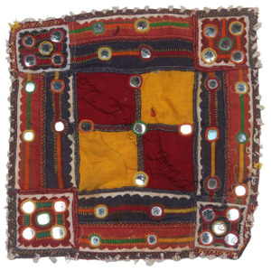 Banjara brodé à la main Vintage Banjara patchs robe Art traditionnel broderie indien Vintage Kutch miroir brodé - Product Image 6