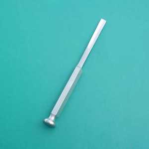 Instrumento Quirúrgico Reutilizable de Acero Inoxidable de Primera Calidad, Alexander Gouge de 12 mm, para Cirugía Ósea, Certificado CE MOL - Product Image 2