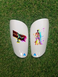 Protège-tibias de football pour homme Armadura, haute performance, type 34, conformes aux normes, matériau de haute qualité, colorés et personnalisables - Product Image 2