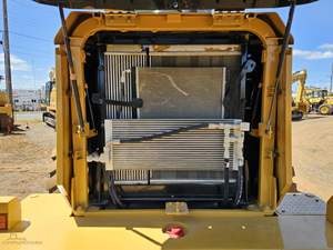 Excavadora Caterpillar 950Gc de Servicio Pesado, Origen EE. UU., Año 2016, Capacidad de la Cuchara de 1.9 m, Peso Operativo de 7 T, Bomba de Engranajes con Rodamientos de Alta Resistencia - Product Image 5