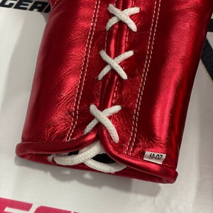 Guantes de Boxeo Profesionales Rojos Brillantes, Sin Boxeo No Hay Vida, de Cuero Genuino, Personalizados con Cordones, para Deportes de Combate, Muay Thai - Product Image 4