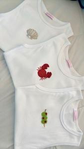 Pendentif en forme de cœur synthétique orné de perles, en laiton plaqué or 18 carats, pendentif à boucle de créateur, sculpture à la main, pendentif brillant en or - Product Image 6