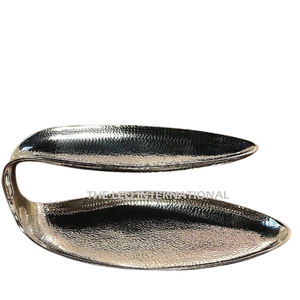 Bol de service à deux niveaux en argent fini, design arabe, plateau spécial, design élégant du Moyen-Orient, bol de service pour aliments - Product Image 1