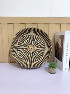 Elegante Bandeja Decorativa de Conchas Marinas de Ratán, Hecha a Mano en Vietnam, Idea de Regalo para Mesa de Comedor y Decoración del Hogar - Product Image 6