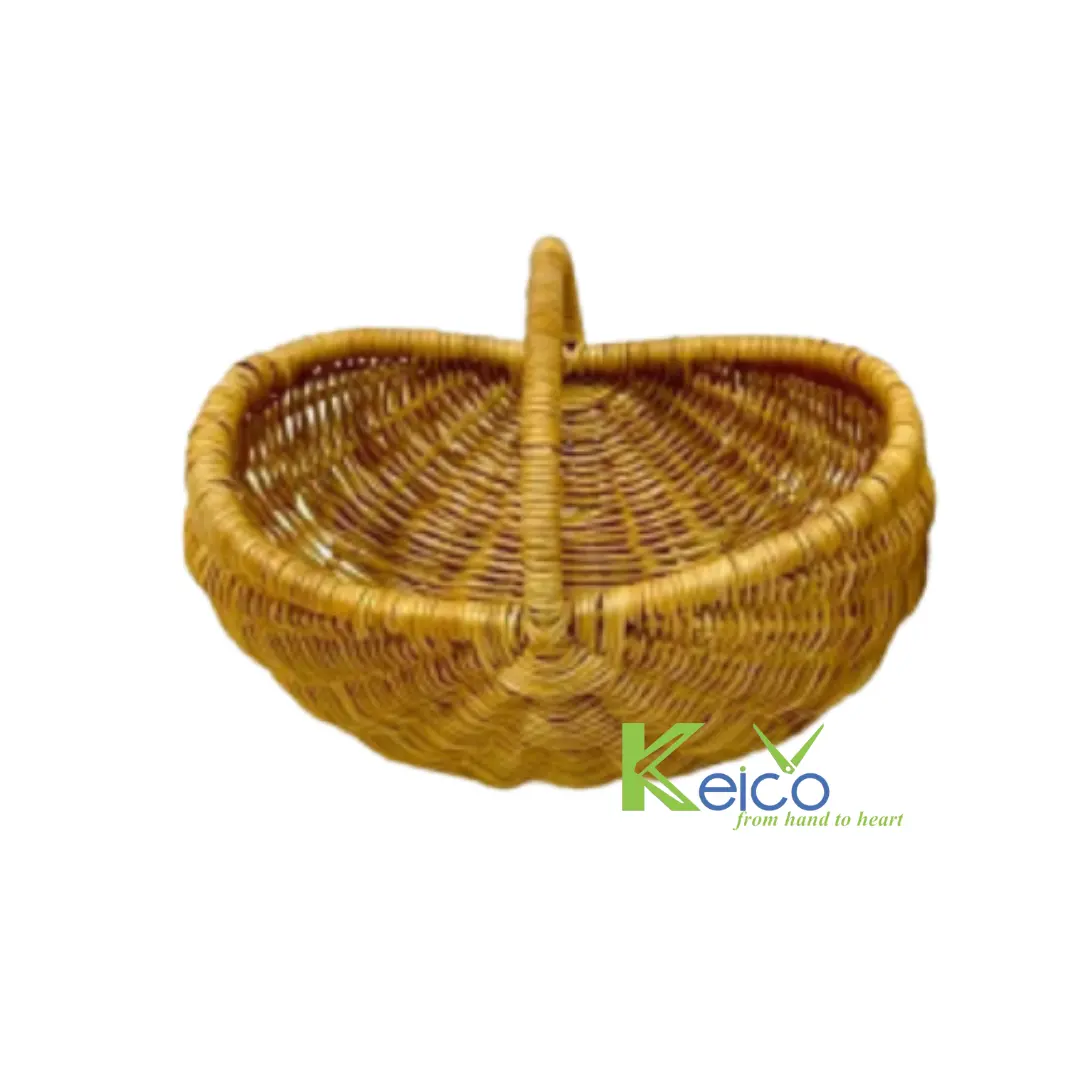 Natural eco-friendly rattan serving basket garden style rattan handbasket handwoven floral basket handbag with gift basket