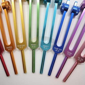 ชุดส้อมจูนเสียง JACKBILLY 8 ชิ้น ทำจากสแตนเลส น้ำหนักถ่วง 7 ความถี่จักระ พร้อมส้อมจูนเสียงเพื่อการค้นหาจุดหมายหมายสำคัญของจิตวิญญาณ 1 ชิ้น คู่มือการใช้งาน ได้รับการรับรองจาก MOL - Product Image 2