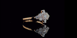 Bague de fiançailles en diamant de laboratoire de 0,75 CTW, coupe marquise, certifiée SGL, or massif 14 carats - Product Image 2