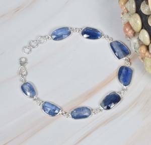 Top Fashion Design Kyanite Gemstone 925 Sterling Bijoux en argent massif Lunette Réglage Mode Bracelets réglables De L'exportateur - Product Image 1