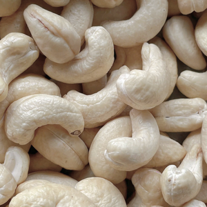 เม็ดมะม่วงหิมพานต์จากโรงงานเวียดนาม WW180, WW240, WW320, LP เม็ดมะม่วงหิมพานต์ออร์แกนิก เม็ดมะม่วงหิมพานต์ดิบ รับผลิตตามความต้องการของลูกค้า (OEM/ODM) - Product Image 1